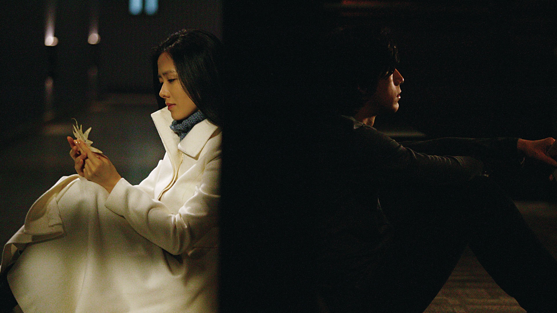 Son Ye-jin & Go Soo White Night 2009 Korean Movie Review