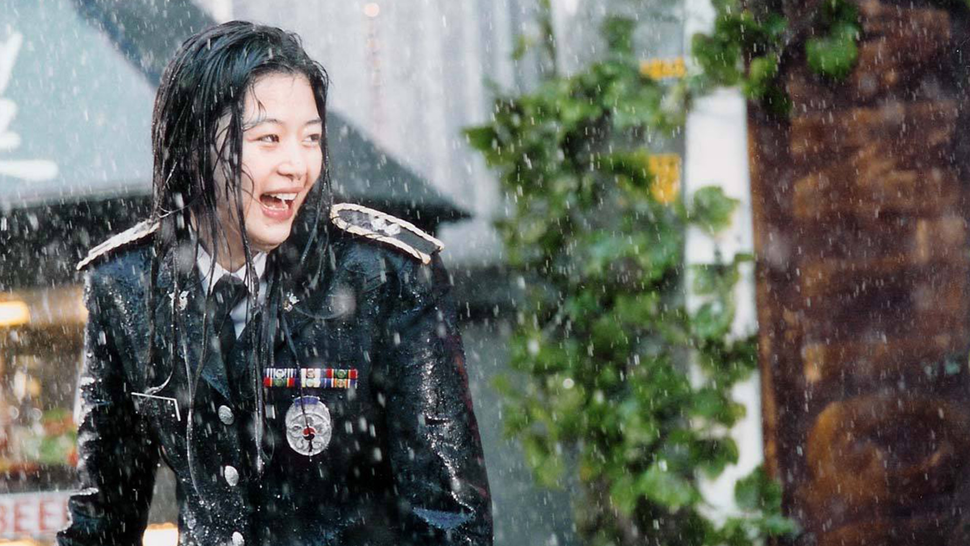 Jun Ji-hyun rain scene